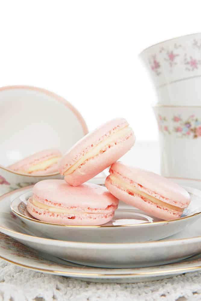 Turkish Delight Macaron