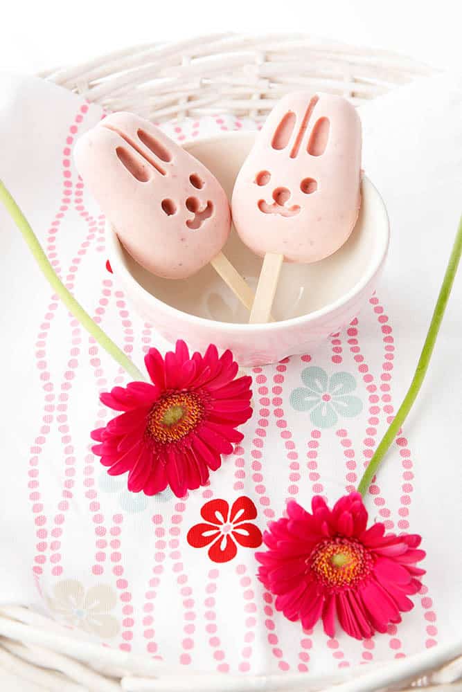 Strawberry Cream Ice cream Popsicles