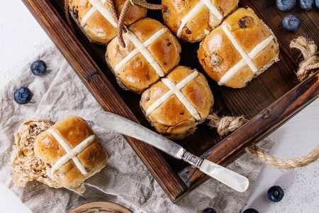 Easter Hot Cross Buns with the Thermomix