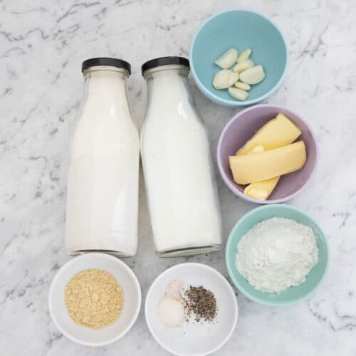 Creamy Garlic sauce ingredients displayed