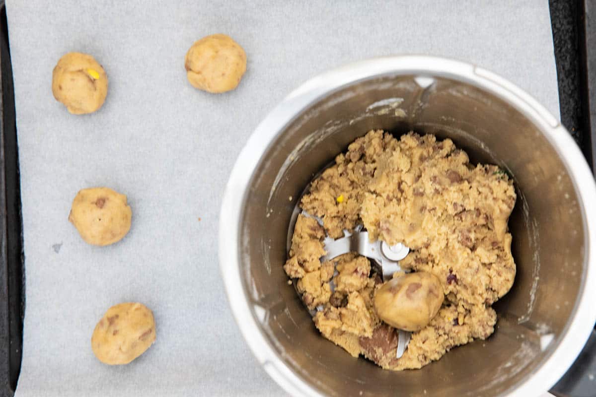 Cookie dough in the TM Bowl. Some rolled cookie balls.