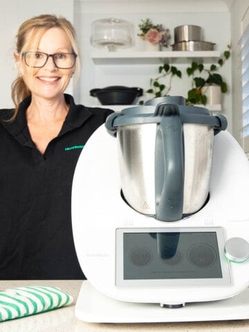 Thermomix Vinegar wash with Julie Carlyle consultant and mixshop products