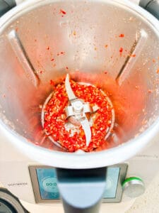 Chopped garlic and Chili in the Thermomix bowl