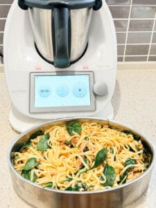 Linguine stirred through tuna mixture
